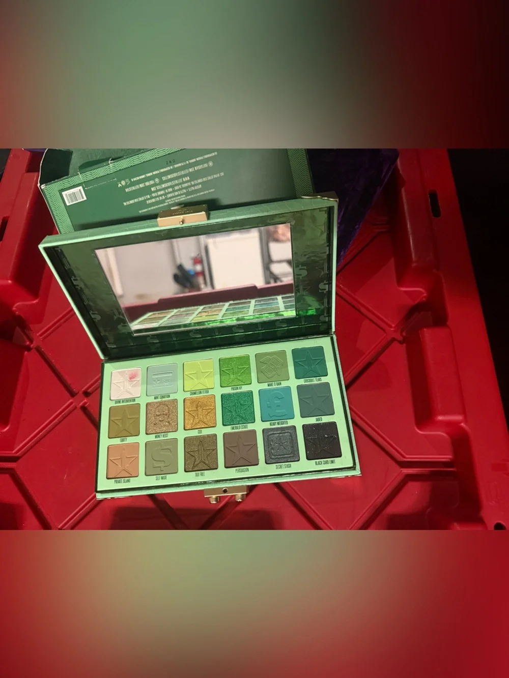 Jeffree Star vibrant green
